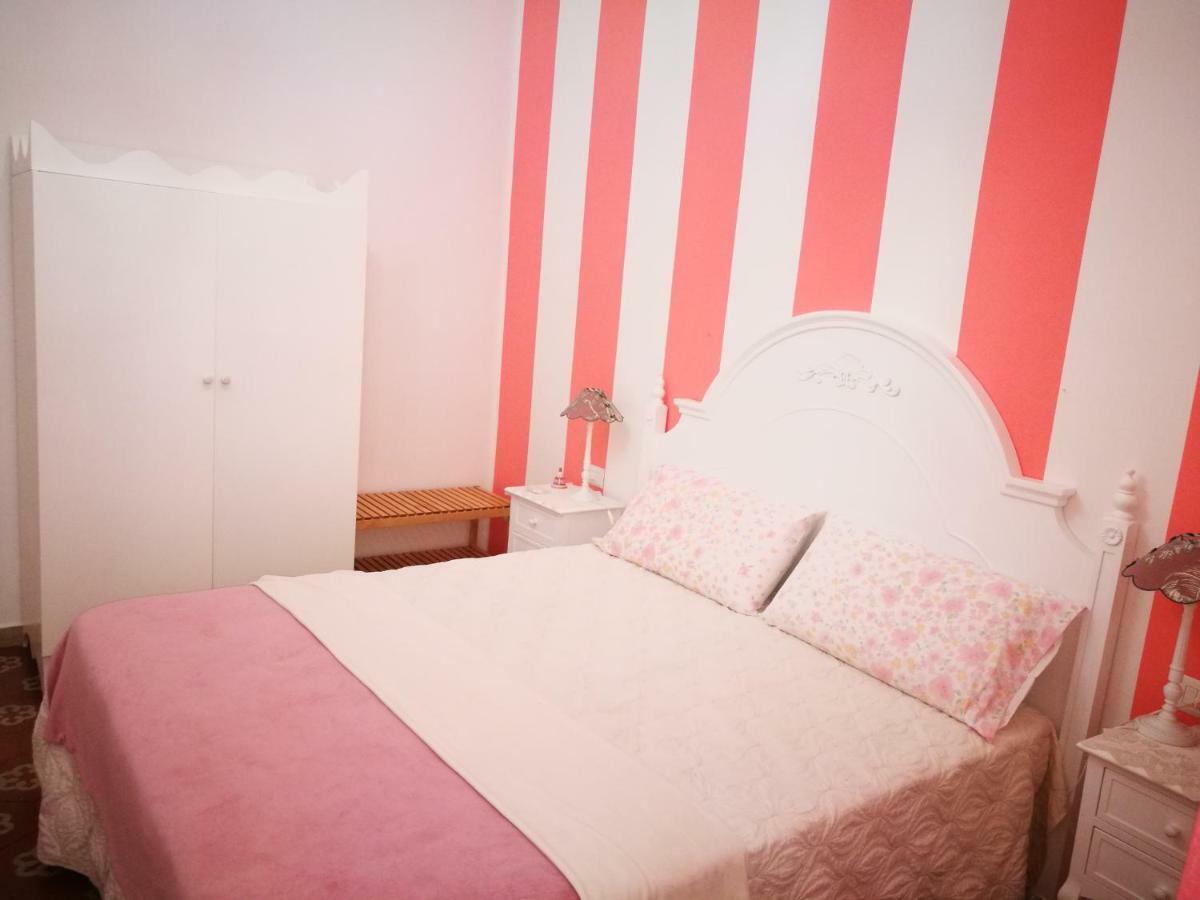 B&B Resta Cu Mme Наполи Екстериор снимка